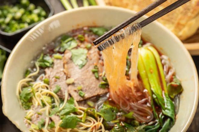 美味的素豆腐汤，一碗暖心的家常美食